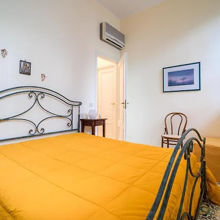 Blondie * Ταορμίνα